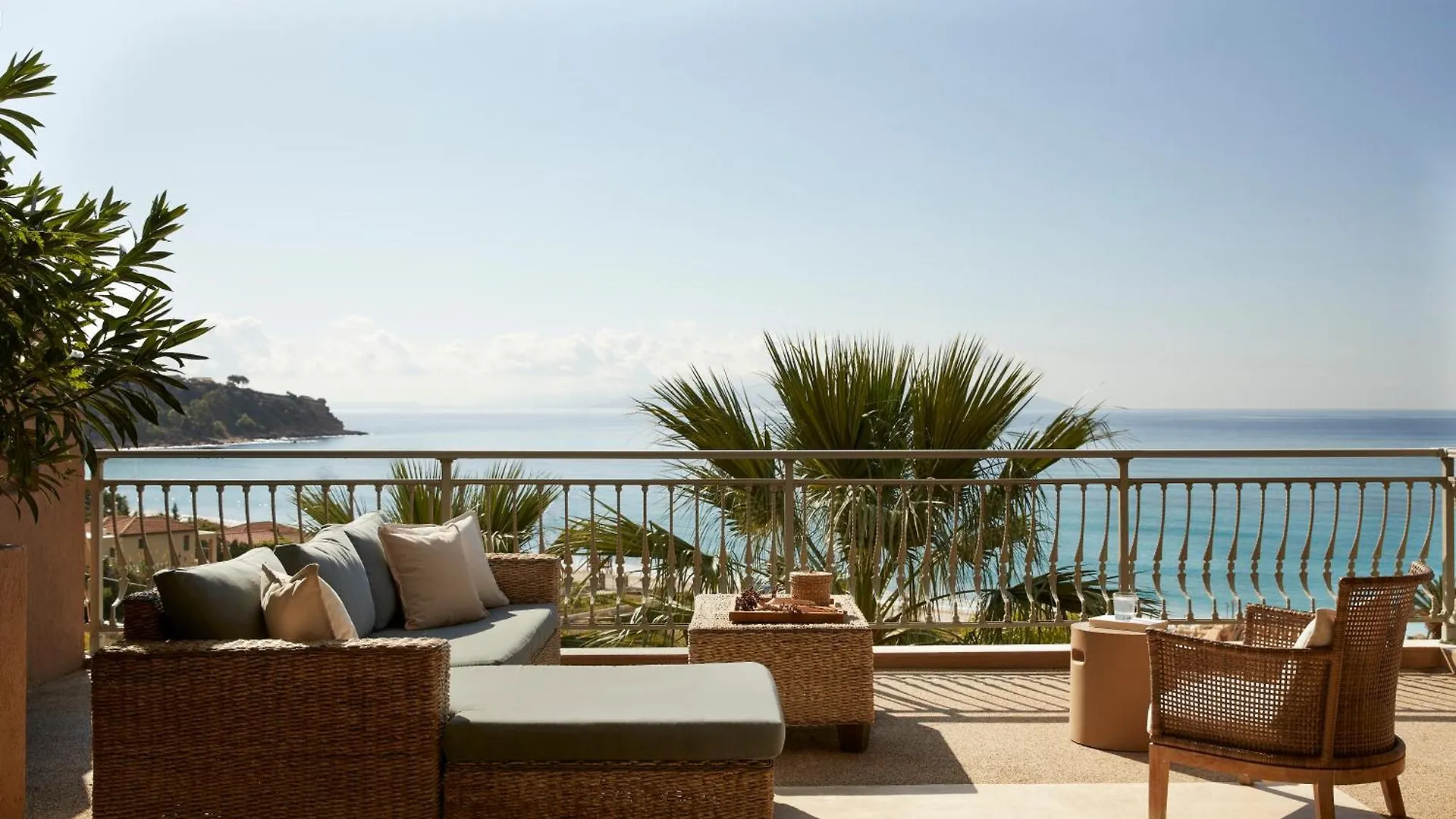 Hotel F Zeen Kefalonia (Adults Only) Lourdata
